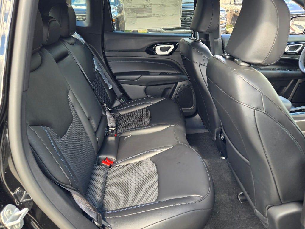 new 2026 Jeep Compass car, priced at $33,185