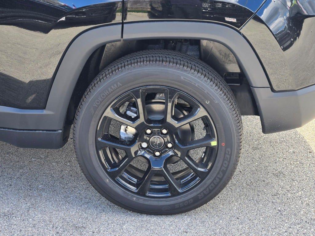 new 2026 Jeep Compass car, priced at $33,185
