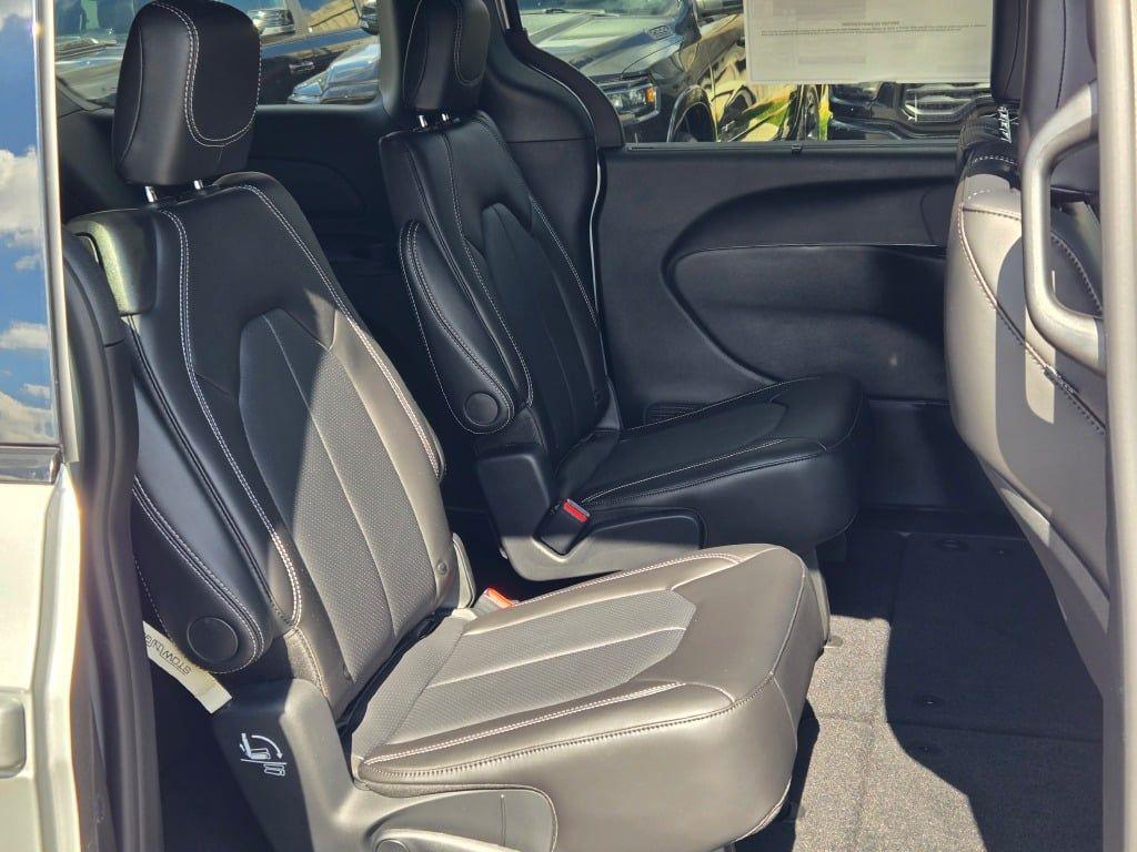 new 2026 Chrysler Pacifica car, priced at $42,980