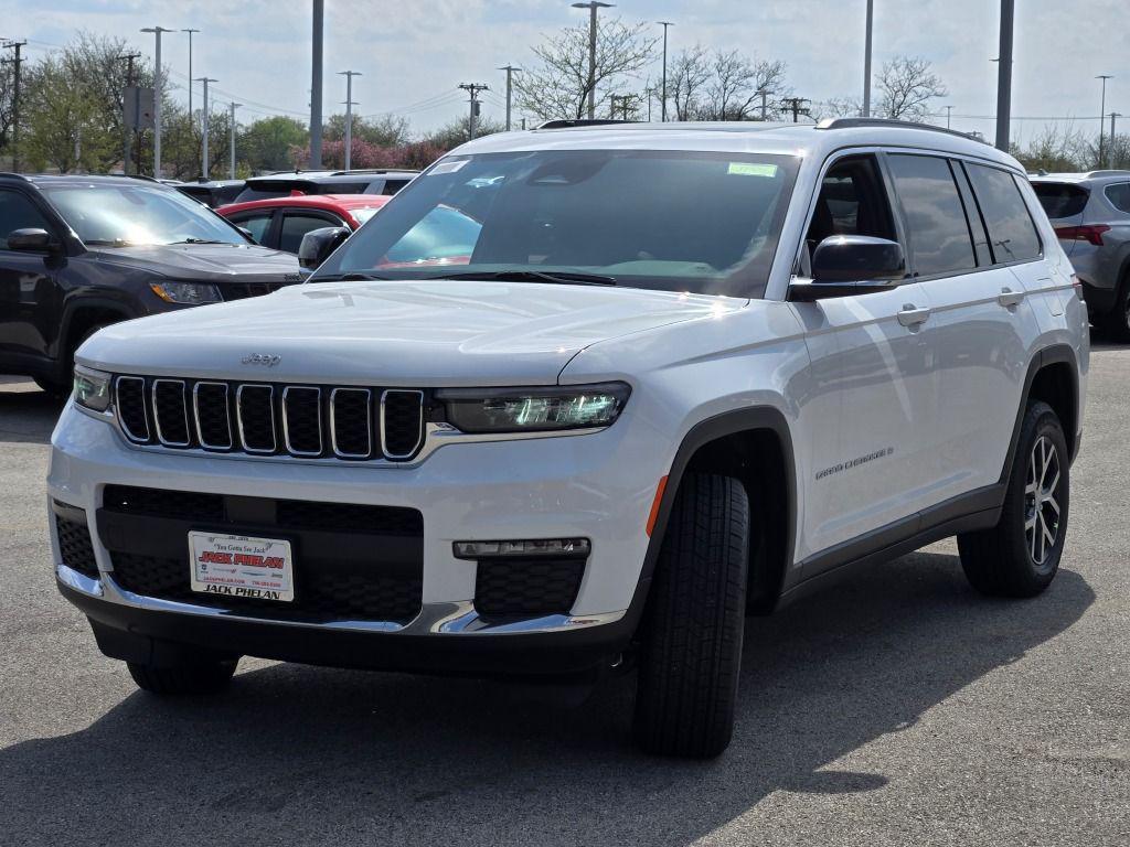 new 2025 Jeep Grand Cherokee L car, priced at $45,625