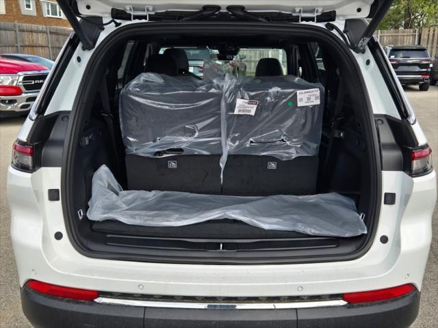 new 2025 Jeep Grand Cherokee L car, priced at $46,717