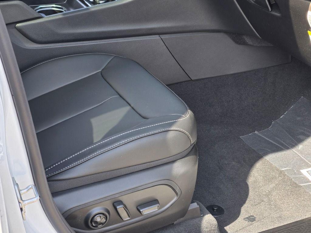 new 2025 Jeep Grand Cherokee L car, priced at $45,625