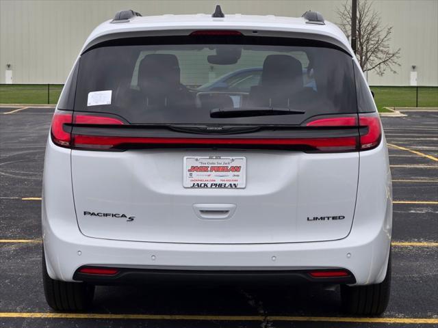 new 2025 Chrysler Pacifica car, priced at $52,670