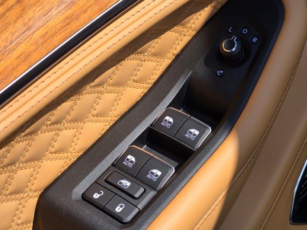 new 2025 Jeep Grand Cherokee car, priced at $59,777