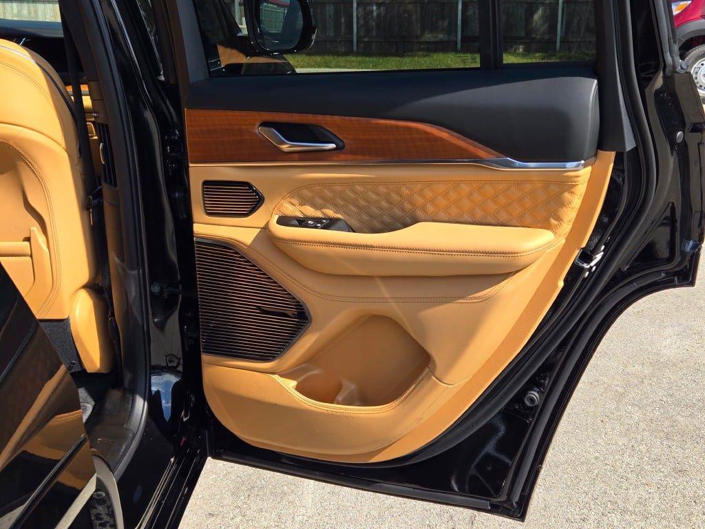 new 2025 Jeep Grand Cherokee car, priced at $59,777