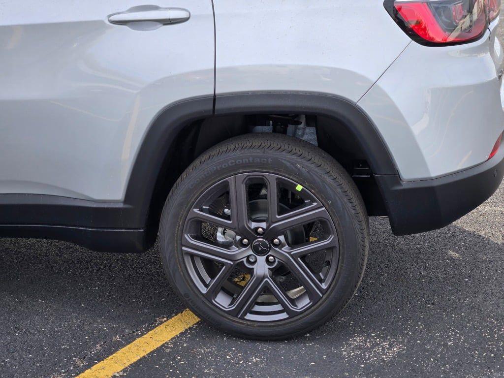 new 2026 Jeep Compass car, priced at $34,430