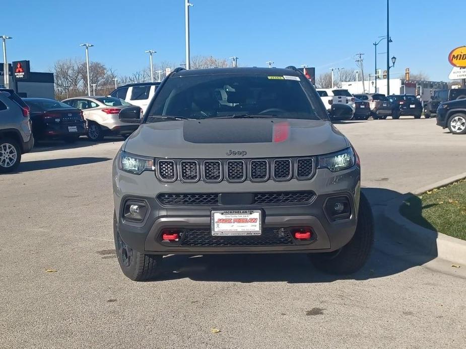 new 2024 Jeep Compass car, priced at $30,595