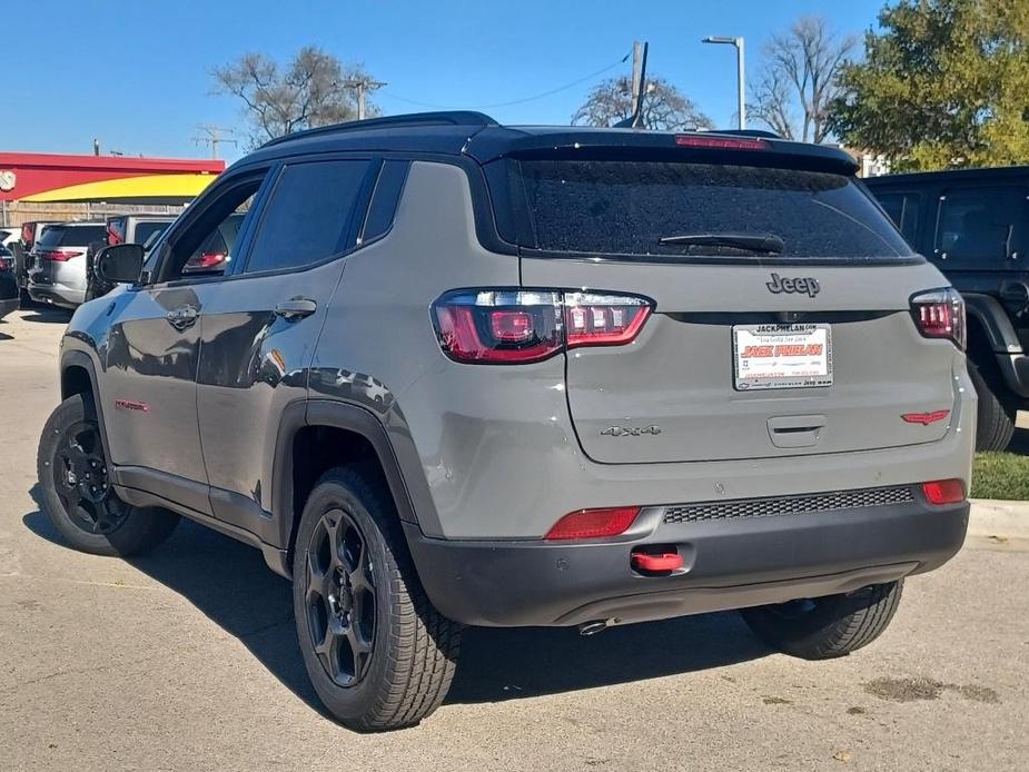 new 2024 Jeep Compass car, priced at $32,095