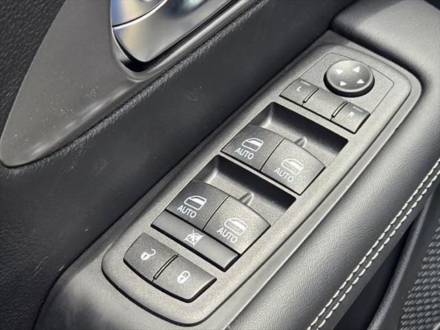 new 2025 Chrysler Pacifica car, priced at $46,248