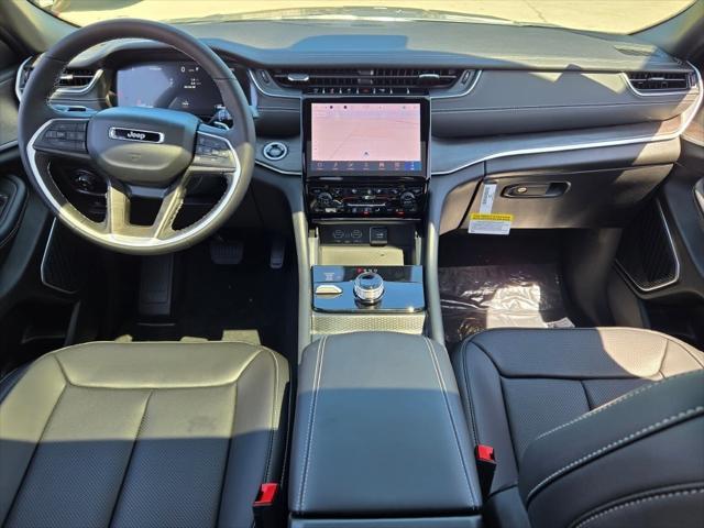 new 2025 Jeep Grand Cherokee car, priced at $51,071