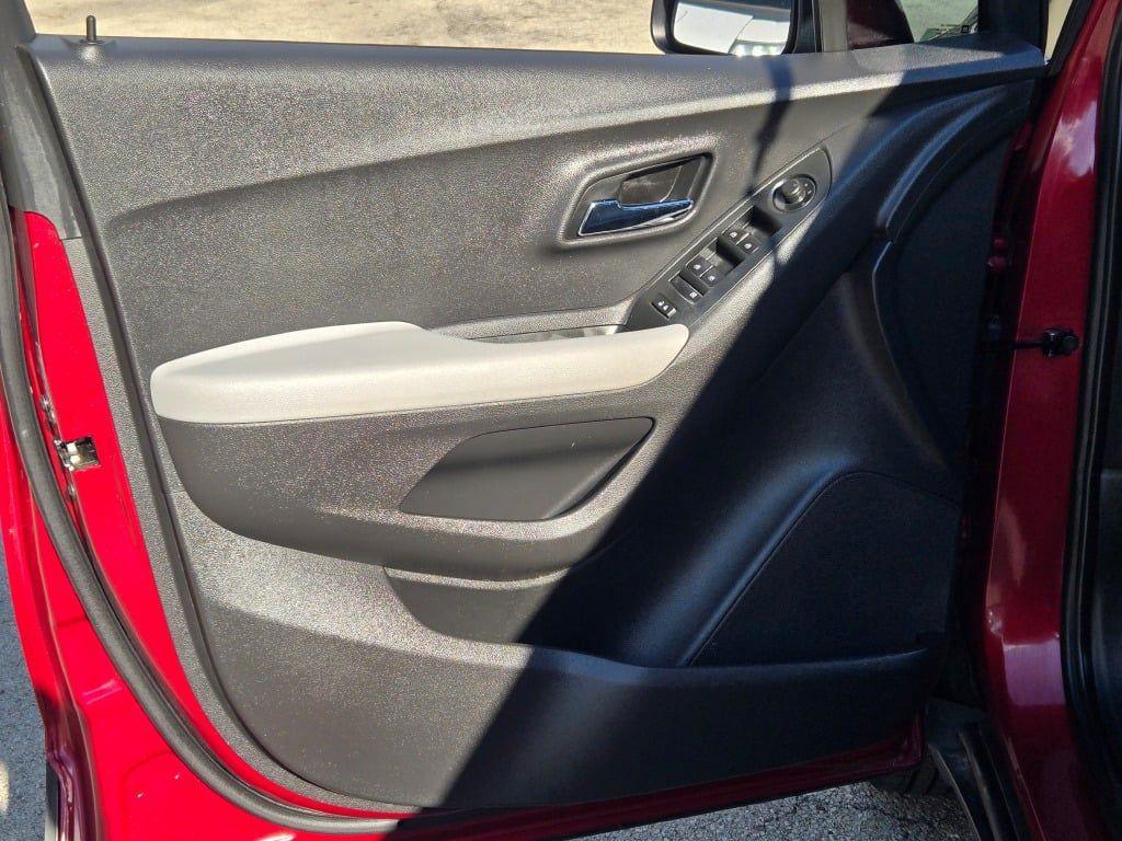 used 2020 Chevrolet Trax car, priced at $14,025