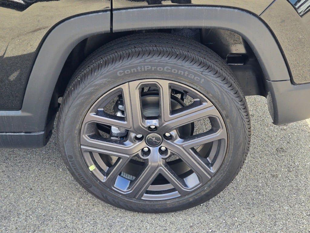 new 2026 Jeep Compass car, priced at $37,120