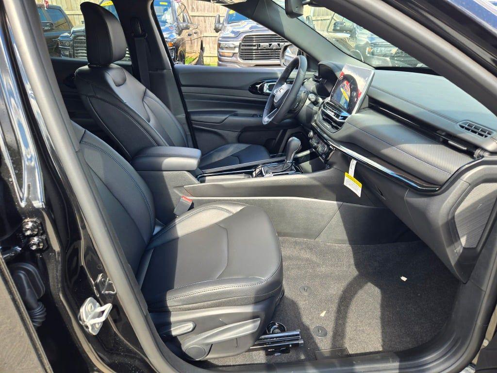 new 2026 Jeep Compass car, priced at $37,120