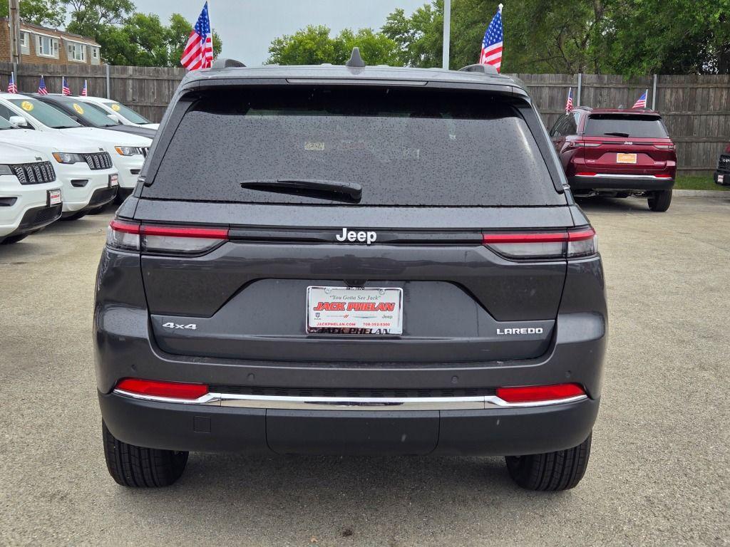 new 2025 Jeep Grand Cherokee car, priced at $37,664