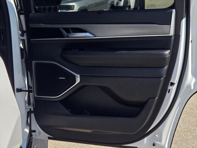new 2025 Jeep Wagoneer car, priced at $77,977