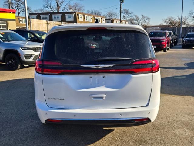 used 2023 Chrysler Pacifica car, priced at $25,959