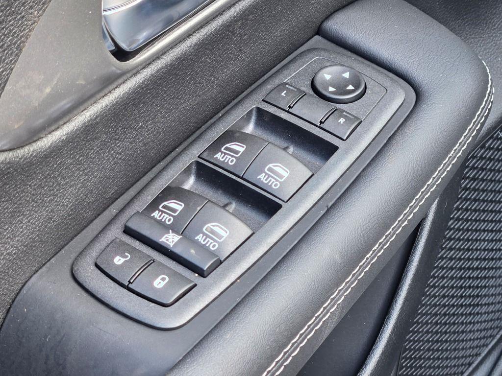 new 2026 Chrysler Pacifica car, priced at $44,804