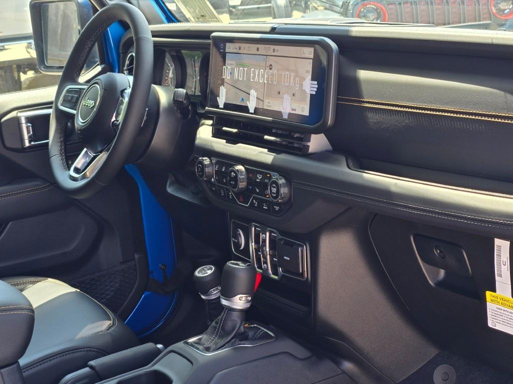new 2025 Jeep Wrangler car, priced at $52,058
