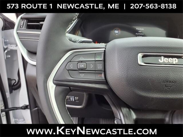 new 2025 Jeep Grand Cherokee car, priced at $39,115
