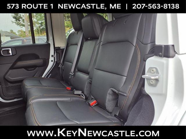 new 2025 Jeep Wrangler car, priced at $52,020