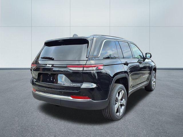 new 2025 Jeep Grand Cherokee car, priced at $48,310