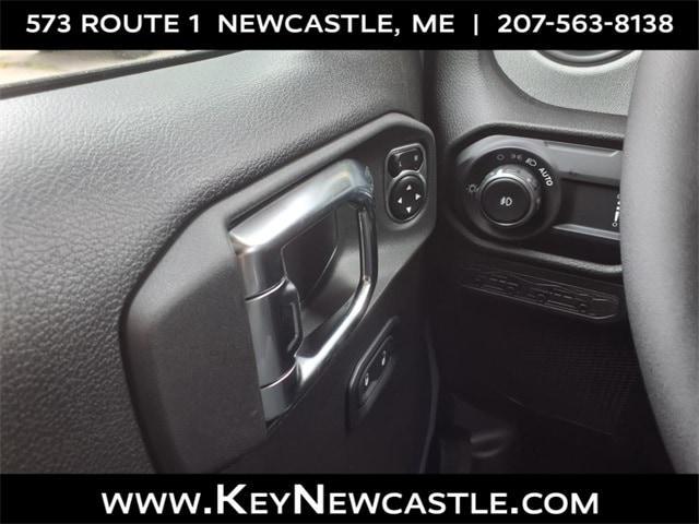 new 2025 Jeep Wrangler car, priced at $47,035
