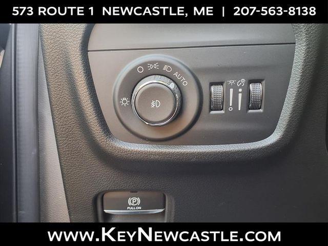 new 2025 Jeep Grand Cherokee car, priced at $48,310