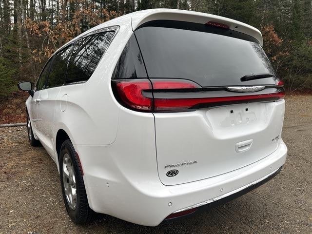 new 2024 Chrysler Pacifica car, priced at $50,868