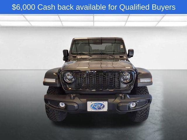 new 2025 Jeep Wrangler car, priced at $45,670