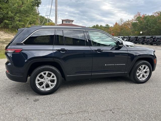 used 2024 Jeep Grand Cherokee car, priced at $32,495