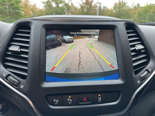 used 2023 Jeep Cherokee car, priced at $21,995