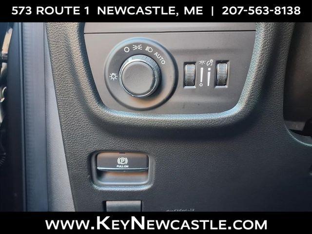 new 2025 Jeep Grand Cherokee car, priced at $42,125