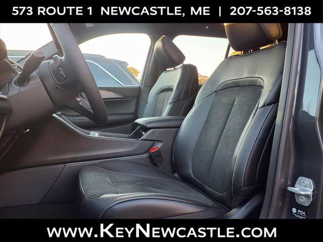 new 2025 Jeep Grand Cherokee car, priced at $42,125