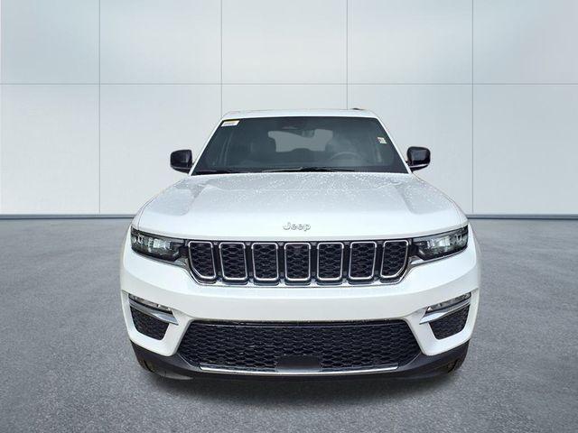 new 2025 Jeep Grand Cherokee car, priced at $47,715