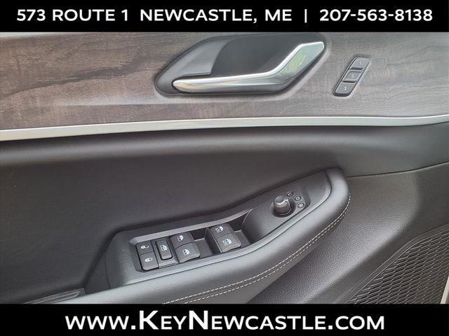 new 2025 Jeep Grand Cherokee car, priced at $47,715