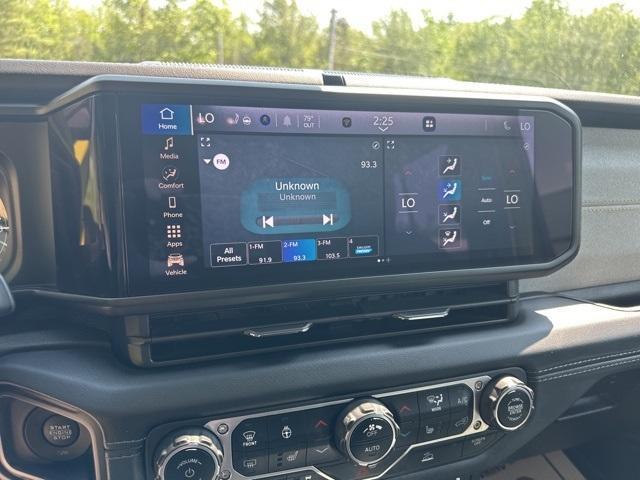 used 2024 Jeep Wrangler 4xe car, priced at $35,495