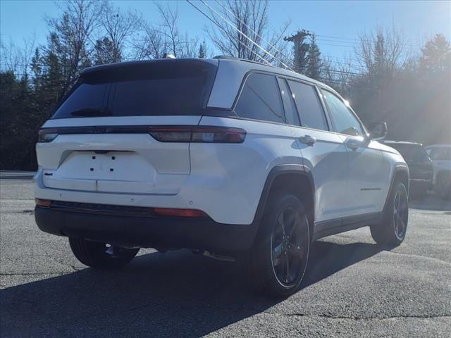 new 2025 Jeep Grand Cherokee car, priced at $45,223