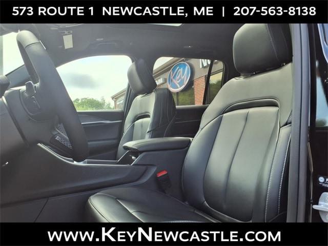 new 2025 Jeep Grand Cherokee car, priced at $46,121