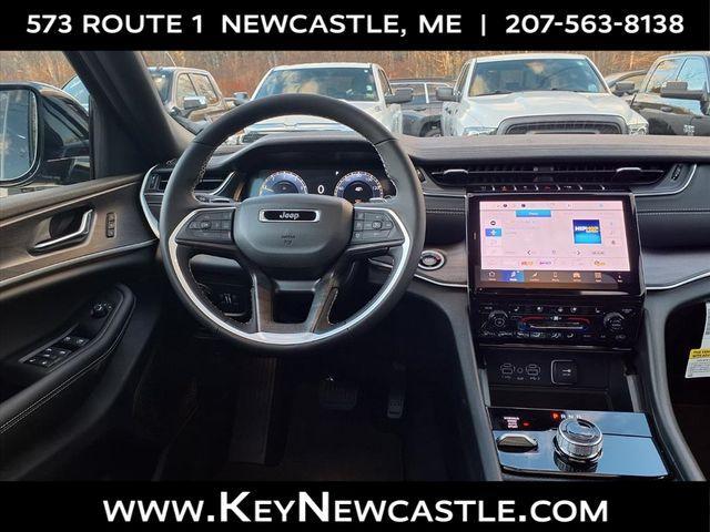 new 2025 Jeep Grand Cherokee car, priced at $48,410