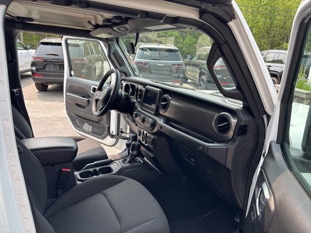 used 2023 Jeep Gladiator car, priced at $28,995