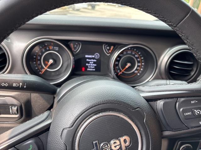 used 2023 Jeep Gladiator car, priced at $28,995
