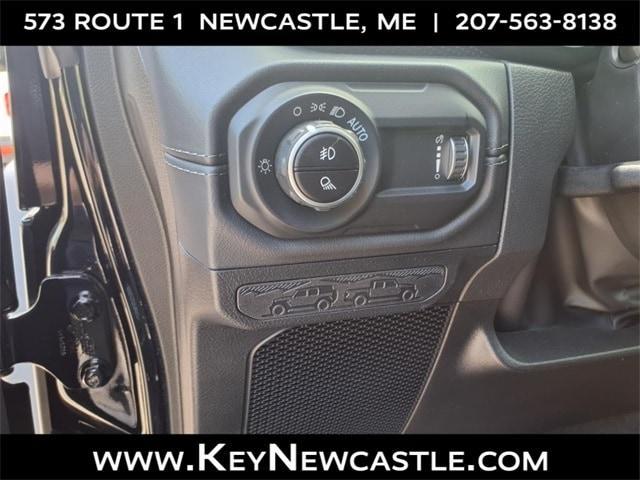 new 2025 Jeep Gladiator car, priced at $49,910