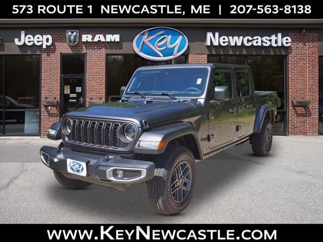 new 2024 Jeep Gladiator car, priced at $48,041