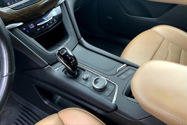 used 2020 Cadillac XT6 car, priced at $29,500