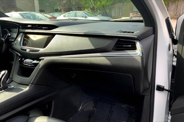 used 2022 Cadillac XT5 car, priced at $29,500
