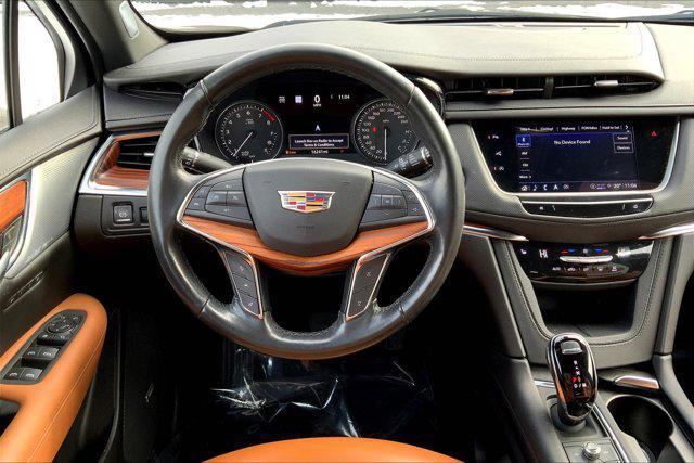 used 2023 Cadillac XT5 car, priced at $38,000