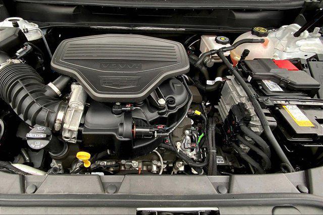 used 2024 Cadillac XT5 car, priced at $41,900