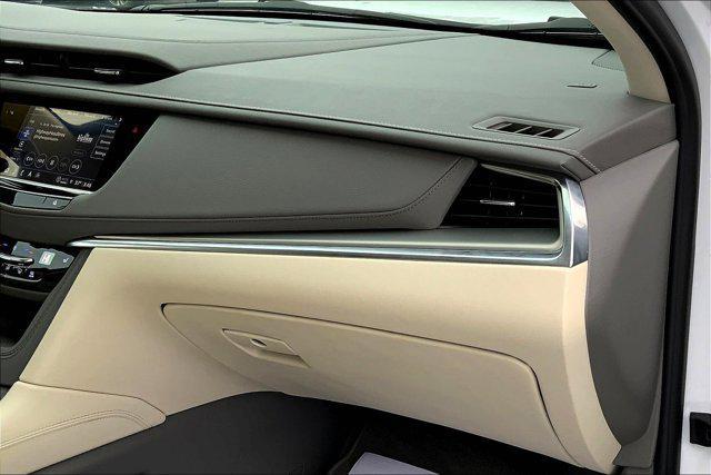 used 2024 Cadillac XT5 car, priced at $41,900