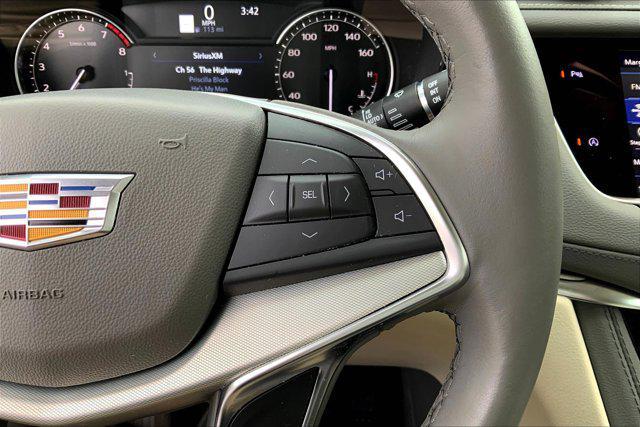 used 2024 Cadillac XT5 car, priced at $41,900