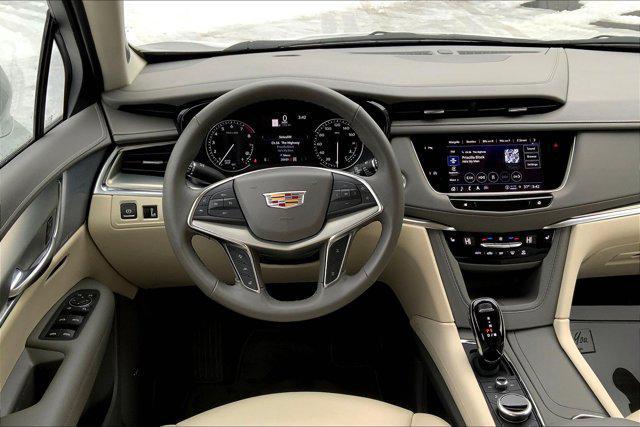 used 2024 Cadillac XT5 car, priced at $41,900